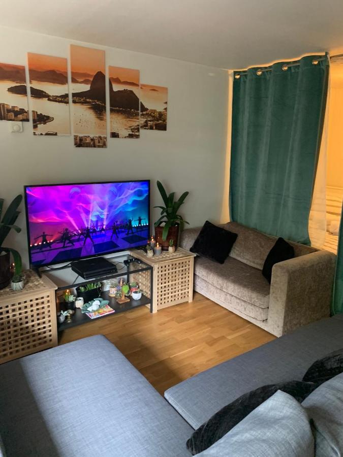 Garden Beautiful Cozy Flat , Recent Decorated. London Exterior photo