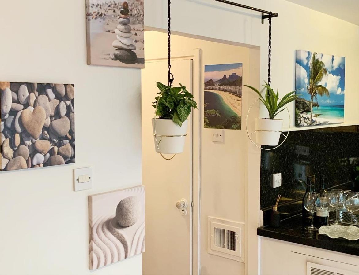 Garden Beautiful Cozy Flat , Recent Decorated. London Exterior photo